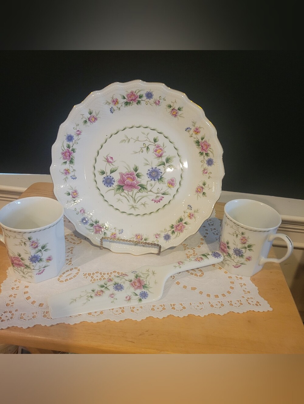 Andrea By Sadek Spring Night Fine China Pedestal Cake Plate & Serving Trowel